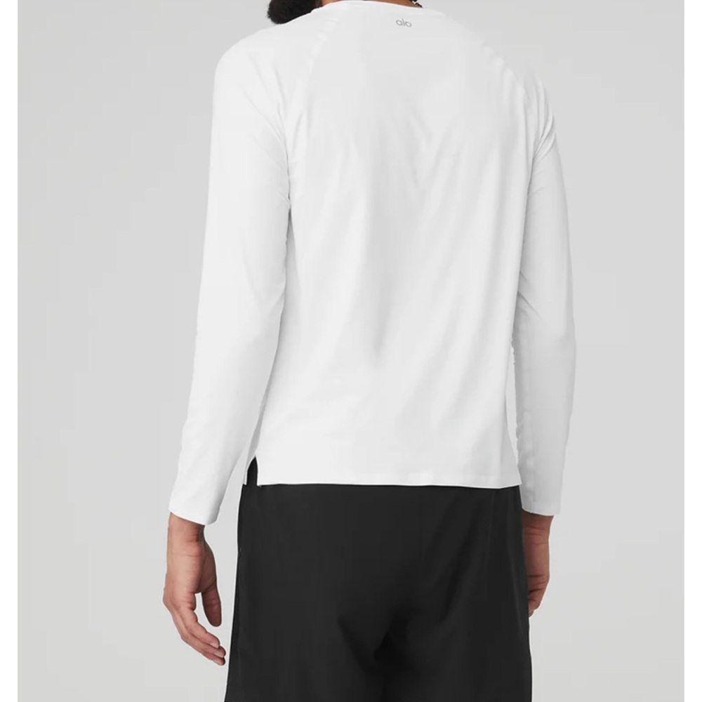 Alo Yoga IDOL LONG SLEEVE PERFORMANCE TEE men's large new